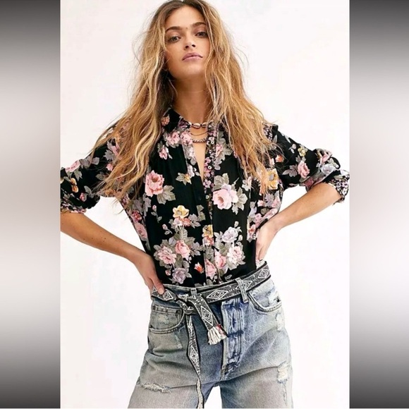 Free People Hold On To Me Floral Button Down Top - Picture 1 of 6